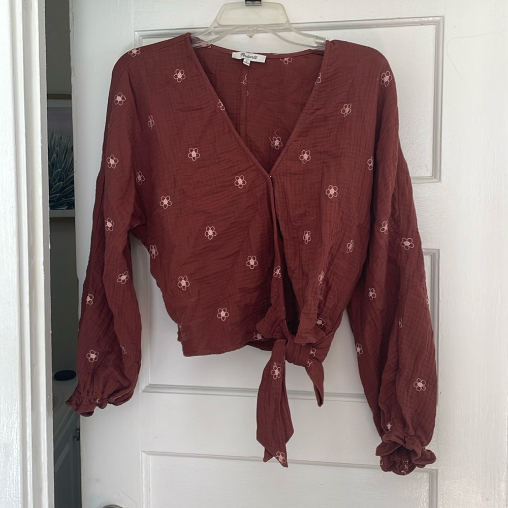 Madewell size medium tie crop shirt